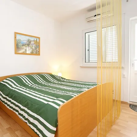 4393c Apartment