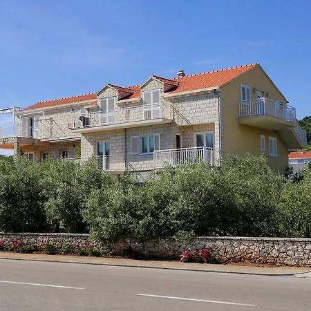 Apartment 4393c *